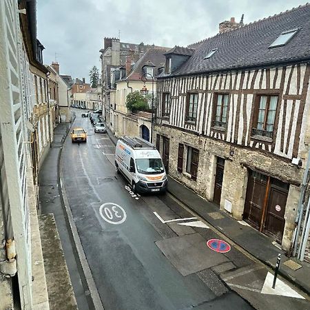 Le Logis Des Remparts - Hyper Centre Apartment Compiegne Ngoại thất bức ảnh