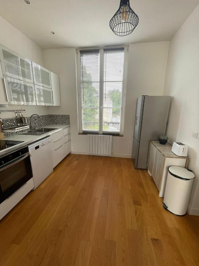 Le Logis Des Remparts - Hyper Centre Apartment Compiegne Ngoại thất bức ảnh