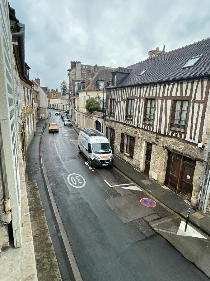 Le Logis Des Remparts - Hyper Centre Apartment Compiegne Ngoại thất bức ảnh